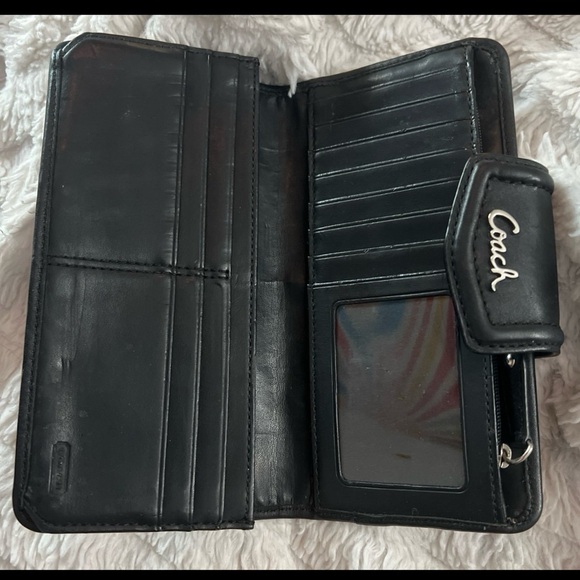 Coach Signature “C” pleated wallet - Picture 2 of 3
